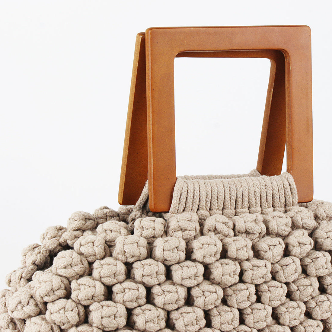 ZAWJIEN Élan Bag - Handcrafted macrame accessory, side angle view